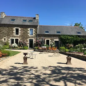 Demeure Du Porzou, D'hotes De Charme Dans Demeure D'exception, Parc Paysager, Spa, Massages, Proche Paimpol, Classe 4 Epis Frühstückspension